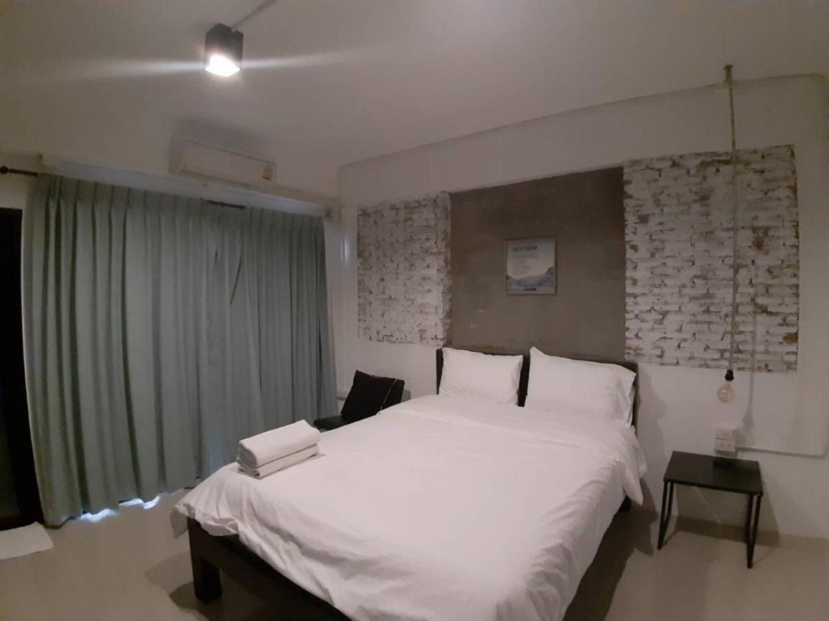Isleep Guesthouse Chiang Mai Esterno foto