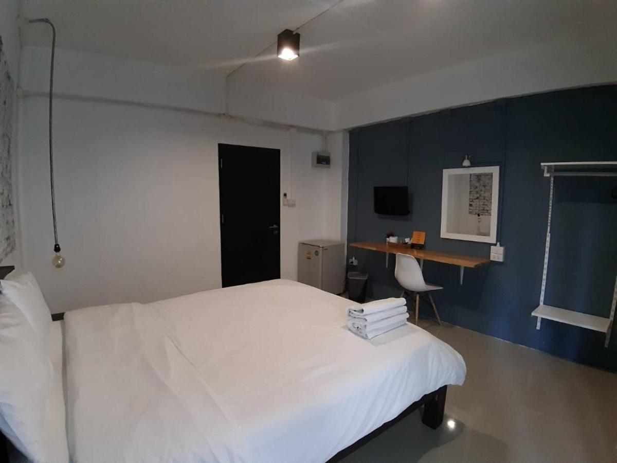 Isleep Guesthouse Chiang Mai Esterno foto