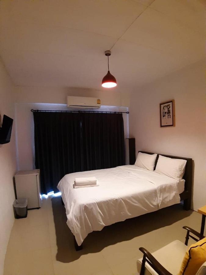 Isleep Guesthouse Chiang Mai Esterno foto