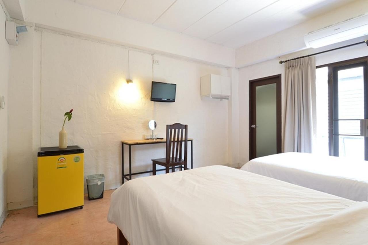 Isleep Guesthouse Chiang Mai Esterno foto