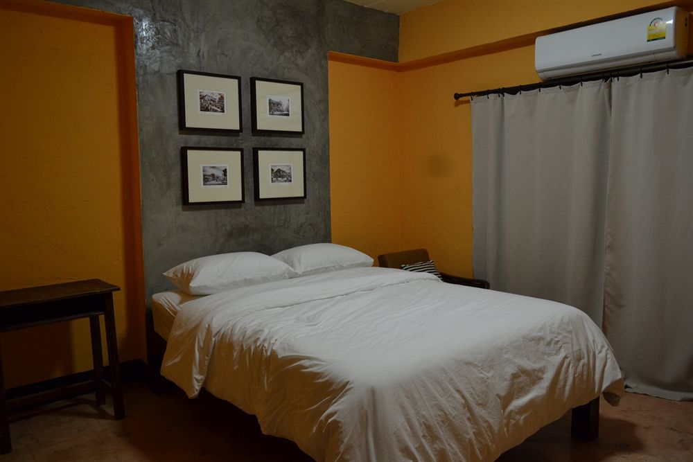 Isleep Guesthouse Chiang Mai Esterno foto
