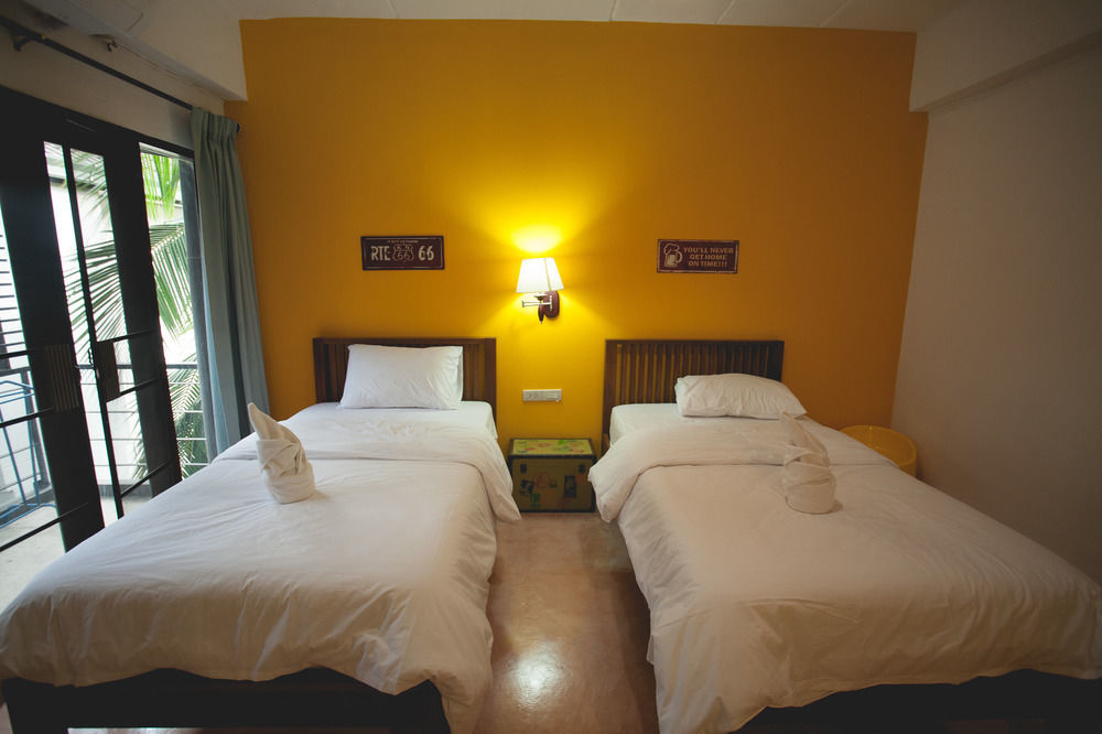 Isleep Guesthouse Chiang Mai Esterno foto