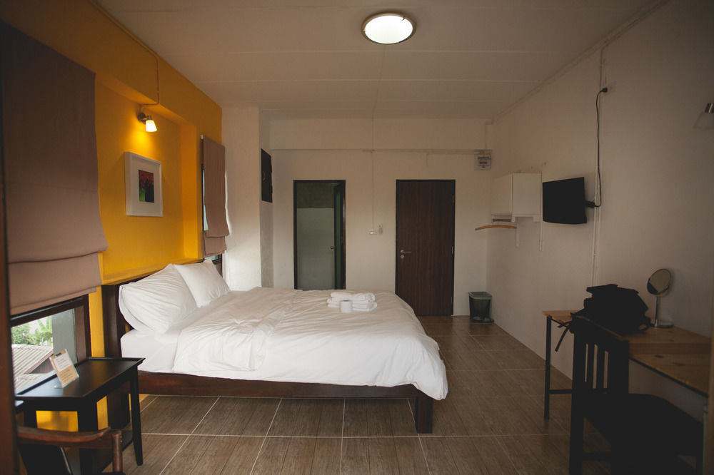 Isleep Guesthouse Chiang Mai Esterno foto