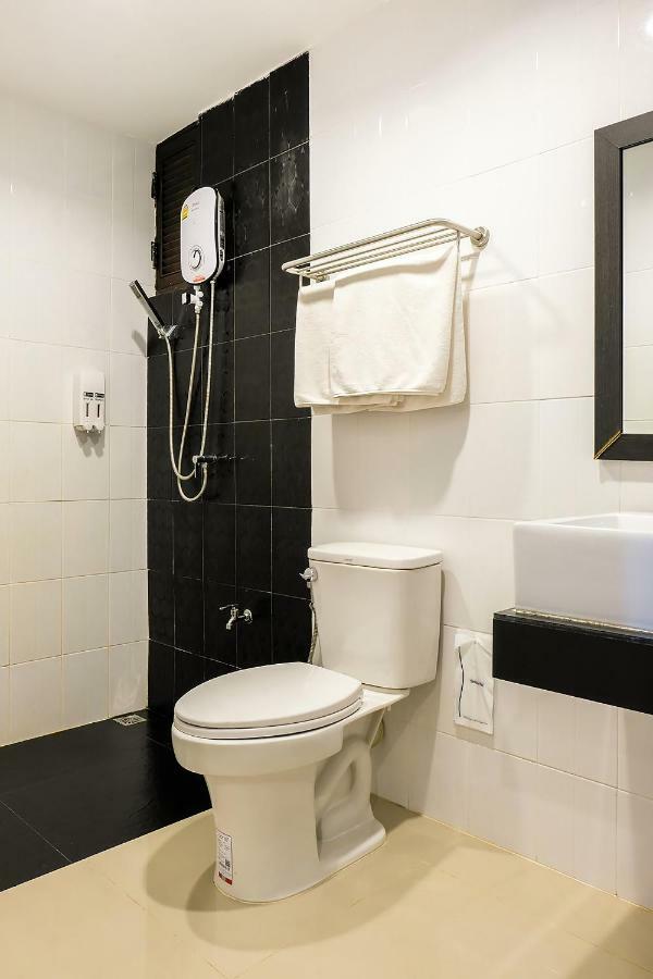 Isleep Guesthouse Chiang Mai Esterno foto